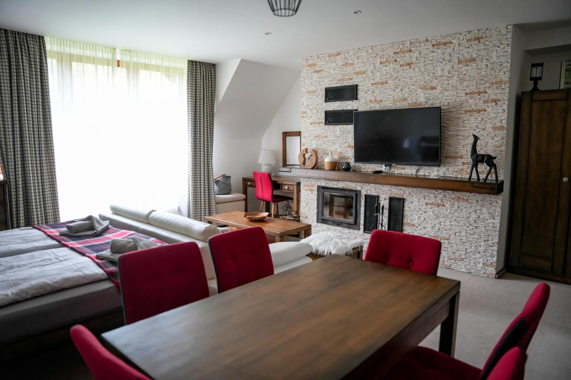 Family Apartment In Tatranská Lomnica Eksteriør bilde