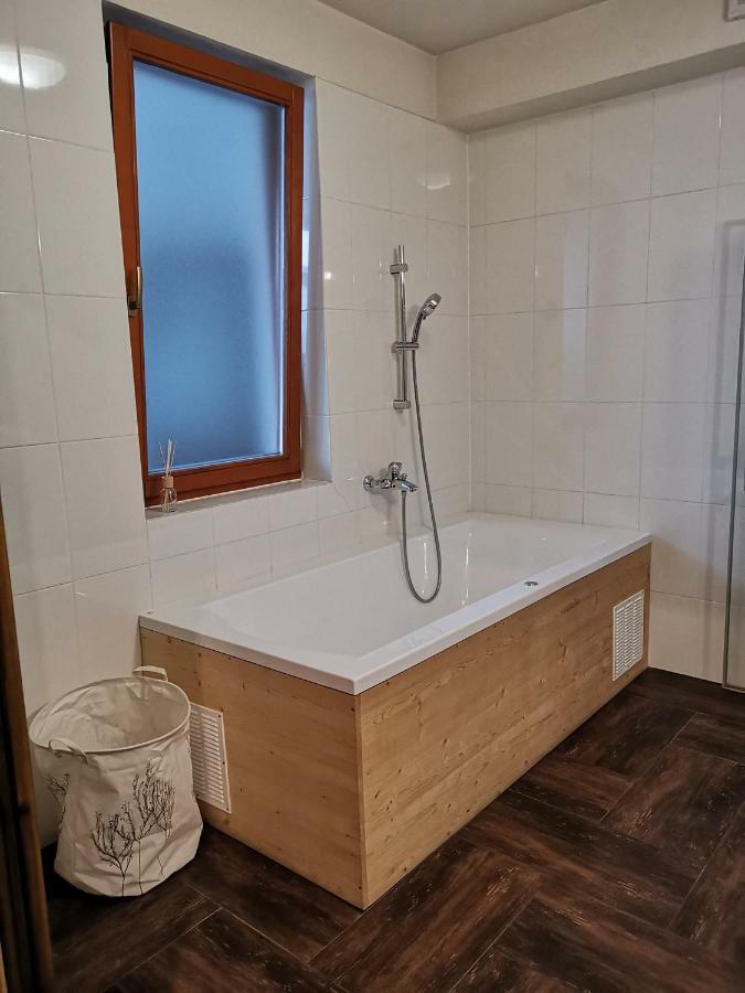 Family Apartment In Tatranská Lomnica Eksteriør bilde